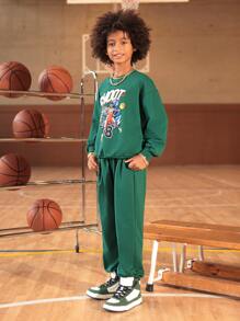 SHEIN Boys Letter & Figure Graphic Drop Shoulder Pullover & Joggers - Dark Green - View 7