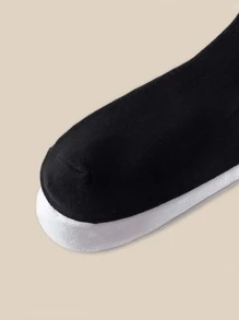 2 pares Calcetines de tripulación con bordado de letra - Blanco y Negro - Ver 3