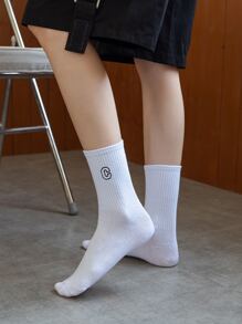 2 pares Calcetines de tripulación con bordado de letra - Blanco y Negro - Ver 6