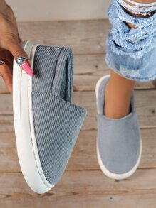 Minimalist Fuzzy Bedroom Slippers - Grey - View 4