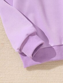 女孩標語和卡通圖案連帽衫