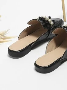 Crocodile Embossed Faux Pearl & Ruffle Decor Flat Mules - Black - View 2