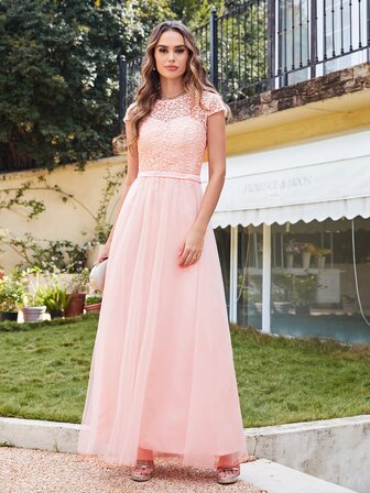 BABYONLINE D.R.E.S.S. 蕾絲拼接網紗伴娘連衣裙