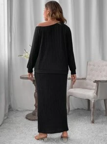 Calvaya de cuello asimétrico Camiseta & con botón delantero Falda bajo con abertura - Negro - Ver 2