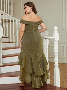 Plus Off Shoulder Ruffle Trim Asymmetrical Hem Glitter Bridesmaid Dress - Gold - View 2