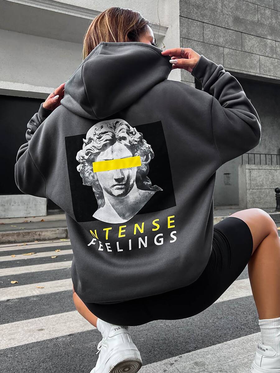 SHEIN Unity 人像和字母圖案抽繩連帽衫 - 深灰色 - 查看 1