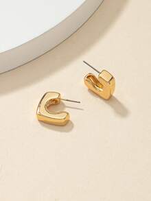 Geometric Design Stud Earrings - Yellow Gold - View 4
