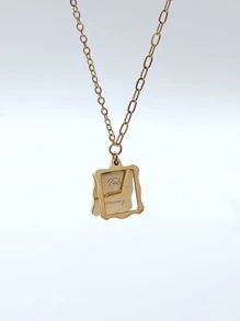 Slogan Detail Geometric Charm Necklace - Yellow Gold - View 3