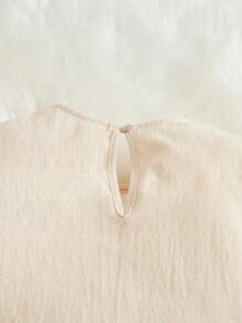 SHEIN Leap Crew Young Girl Heart Pattern Flounce Sleeve Peplum Top & Flare Leg Pants