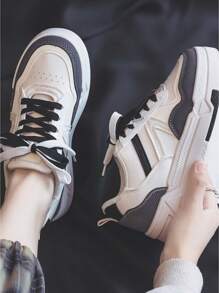 Color Block Lace-up Front Skate Shoes - Multicolor - View 1