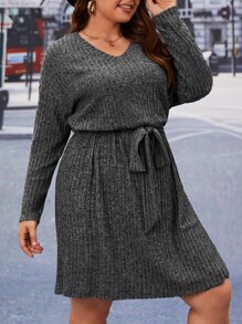 SHEIN Essnce Plus Drop Shoulder Split Thigh Belted Dress - Dark Grey - View 4