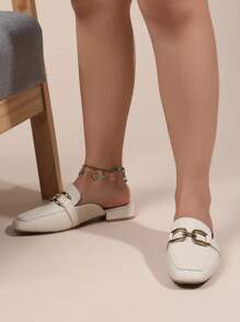 Mules planos con diseño metal de punta cuadrada - Beis - Ver 4