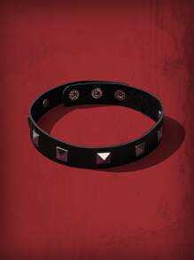 ROMWE Grunge Punk 鎖吊墜多層次項鍊和鉚釘裝飾頸鏈 - 銀色 - 查看 3