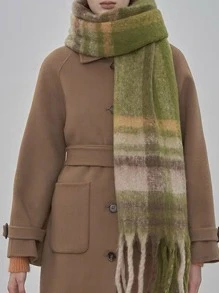 Plaid Pattern Fringe Hem Scarf - Multicolor - View 2