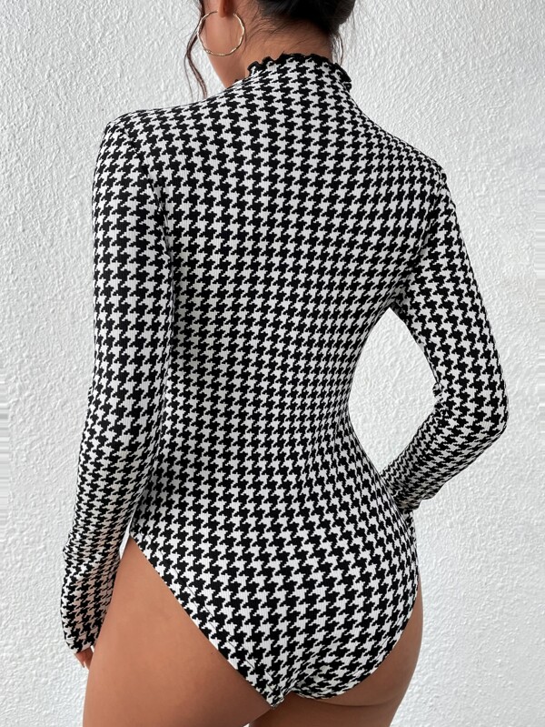 SHEIN Privé Houndstooth Print Cut Out Front Mock Neck Bodysuit SHEIN USA