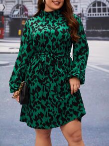 SHEIN Clasi Đầm Plus Size Thắt lưng Tất cả trên in Thanh lịch - màu xanh lá - Xem 1