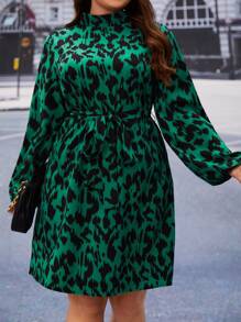 SHEIN Clasi Đầm Plus Size Thắt lưng Tất cả trên in Thanh lịch - màu xanh lá - Xem 3