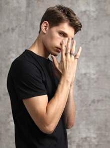 Anillo de acero inoxidable con detalle de letras para hombre de 4 piezas a la moda y popular para regalo de joyería y para una apariencia elegante - Plateado - Ver 5