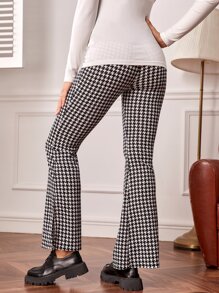 SHEIN Maternity Houndstooth Print Split Hem Adjustable Waist Flare Leg Trousers - Black and White - View 2