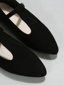 Cut Out Point Toe Faux Suede Mary Jane Flats - Black - View 5