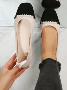 女士人造珍珠裝飾方頭時尚仿麂皮芭蕾舞鞋適用於戶外 - 米色 - 查看 1