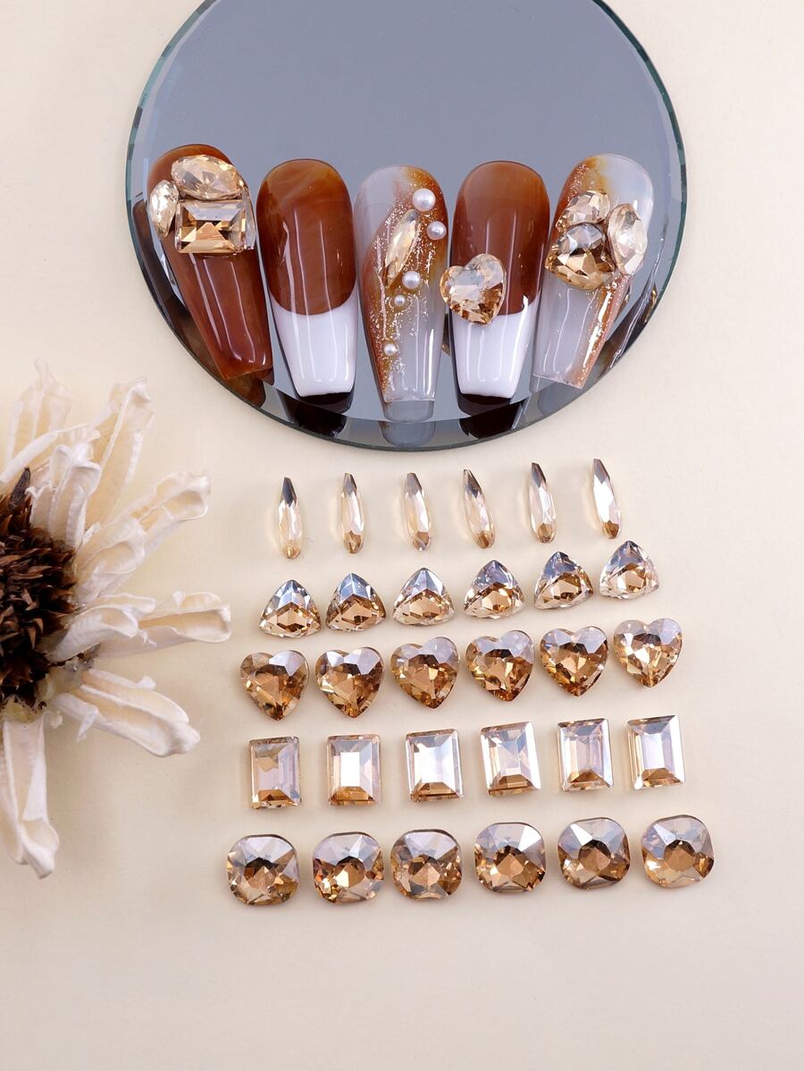 30 hạt đá pha lê màu sâm panh có đầu nhọn dùng để trang trí móng tay - Rượu sâm banh - Xem 1