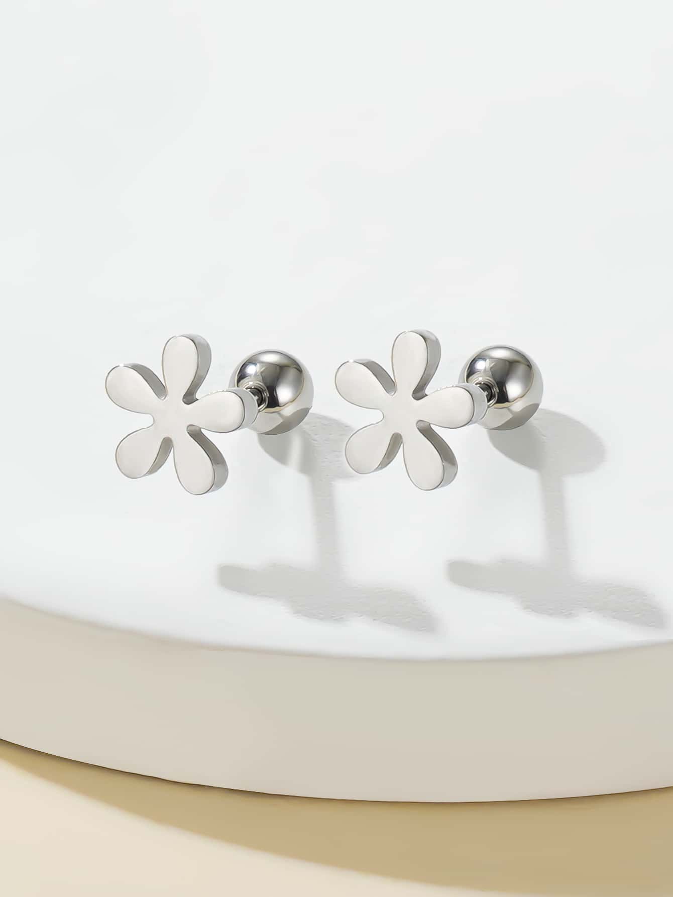 2pcs Flower Design Stud Earrings - Silver - View 1