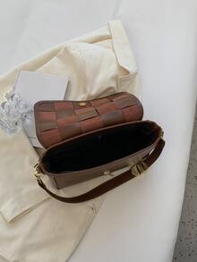 Bolsa cuadrada de dos tonos con solapa