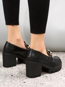 鏈條裝飾一腳蹬厚底樂福鞋,黑色朋克風格高跟鞋適合女士帶金屬質感鏈條裝飾 - 黑色 - 查看 2