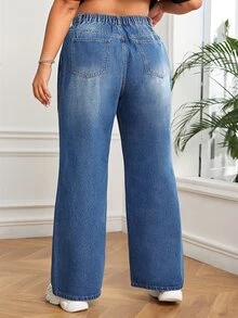 Plus Slant Pocket Straight Leg Jeans - Medium Wash - View 2