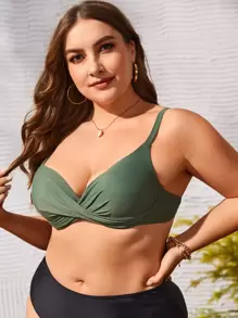 Plus Solid Twist Front Bikini Top - Mint Green - View 4