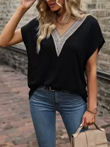 SHEIN LUNE Guipure Lace Panel Batwing Sleeve Tee Graphic Tees Women Tops - Black - View 1