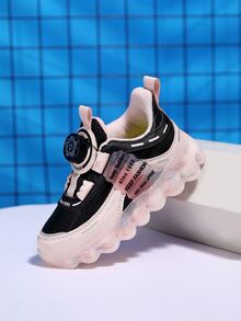 女孩字母圖案運動鞋