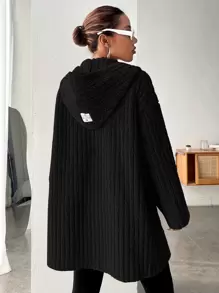 SHEIN EZwear 冬季寬鬆休閒黑色毛孔織疏鬆式下肩袖口口袋拼接長袖連帽外套 - 黑色 - 查看 1