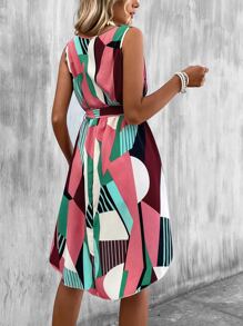 SHEIN VCAY 幾何印花高低下擺腰帶襯衫 - 彩色 - 查看 2