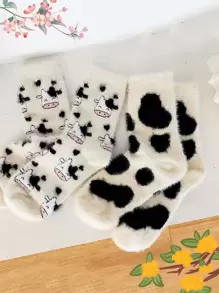 2pairs Random Cow Pattern Fuzzy Crew Socks - Multicolor - View 1
