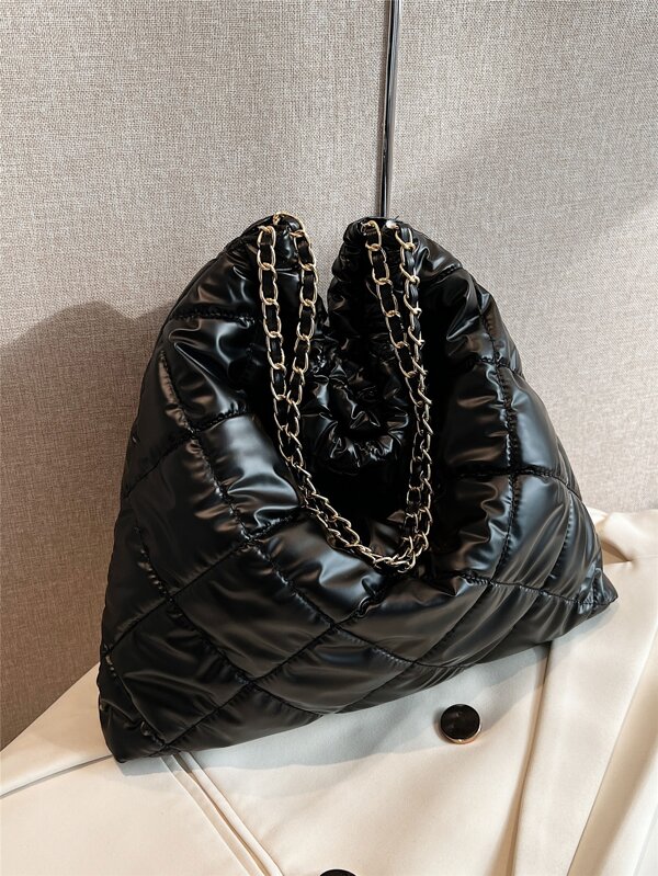 Quilted Detail Chain Hobo Bag
