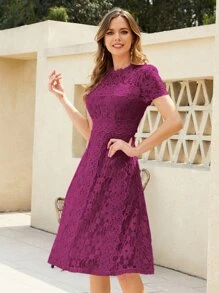 优雅圆领短袖蕾丝连衣裙 婚纱 伴娘 新娘 新娘鸡尾酒会 单身派对 订婚 新娘伴娘 新娘 婚礼鸡尾酒会 正式舞会 单身派对 订婚 夏季 - 中紫紅色 - 查看 3