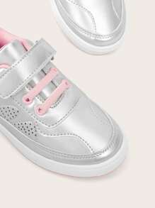 女孩金屬質感魔術貼板鞋 - 彩色 - 查看 3