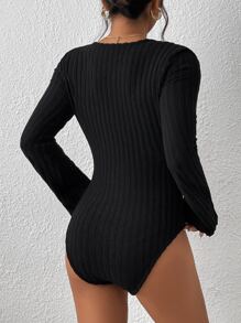 SHEIN Frenchy Body con encaje en contraste con nudo delantero ribete en forma de lechuga de manga con volante - Negro - Ver 2