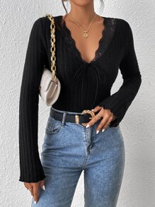 SHEIN Frenchy Body con encaje en contraste con nudo delantero ribete en forma de lechuga de manga con volante - Negro - Ver 3