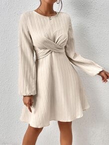 Chiquease 燈籠袖前交叉後綁帶洋裝 - 杏色 - 查看 4