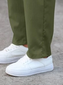 Manfinity Homme Loose-Fit Men's Letter Patched Drawstring Waist Straight Leg Pants, Men Green Sweatpants, Men Olive Green Pants, Men Casual Pants, Men Streetwear Pants, Men Green Pants, Fall - Army Green - View 5