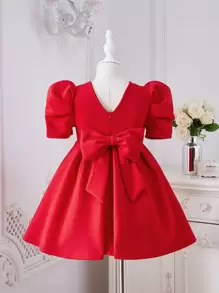 SHEIN 圣诞节女孩泡泡袖褶皱连衣裙，配头饰