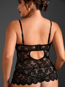 Classic Sexy Plus Floral Lace Scallop Trim Underwire Lingerie Set - Black - View 2