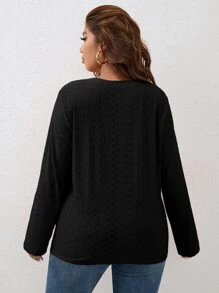 SHEIN LUNE 大碼素色網眼刺繡T恤 - 黑色 - 查看 2