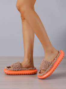 Minimalist Fuzzy Bedroom Slippers - Khaki - View 3