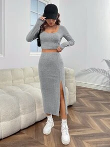 SHEIN EZwear 大圓領短款T恤和高衩半身裙