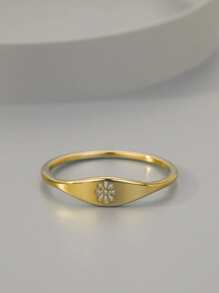 Flower Hollow Out Ring - Yellow Gold - View 2