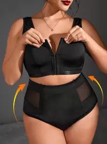 Plus Contrast Mesh Zip Up Sports Bra & Panty - Black - View 1